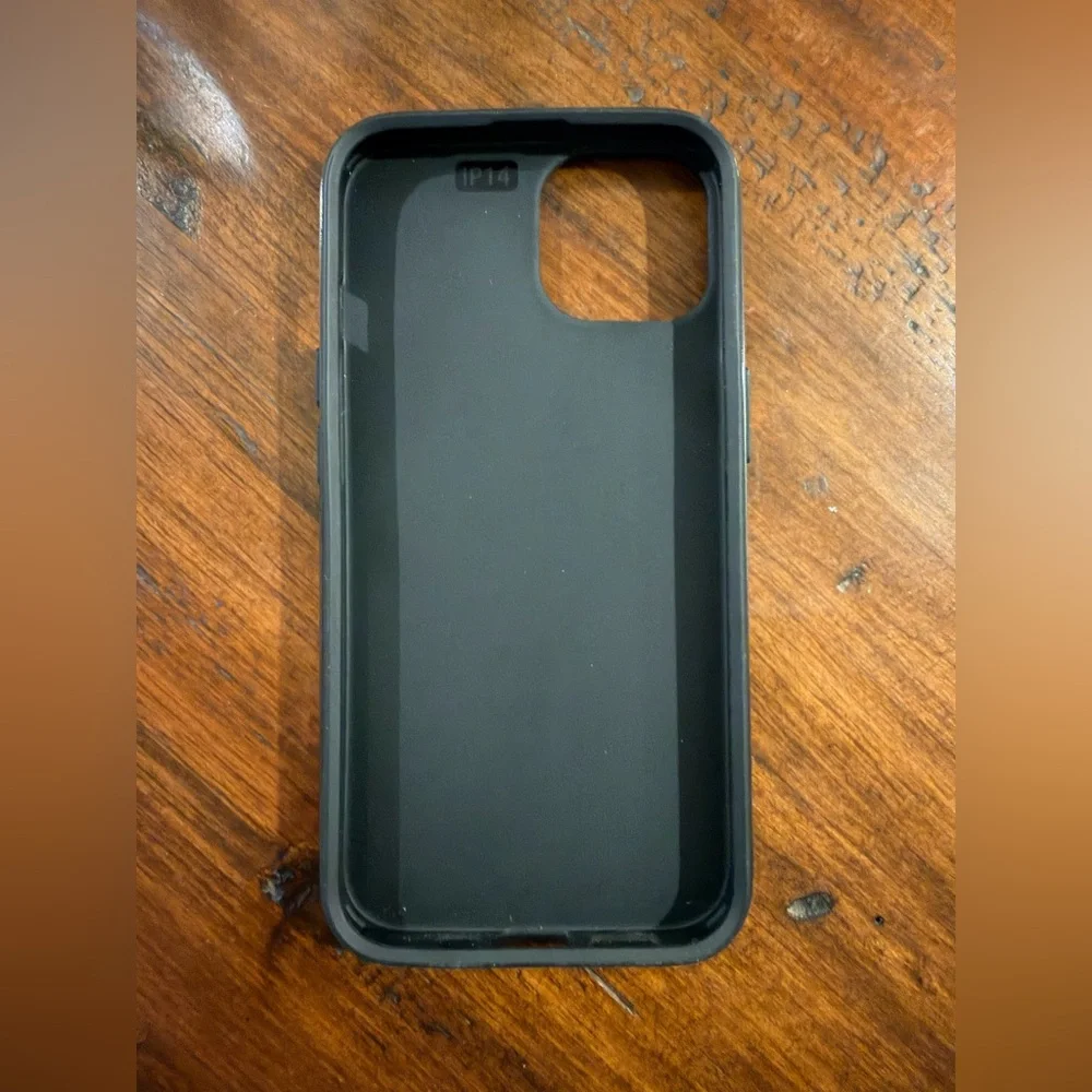 🌟 Great Deal on iPhone 14 Phone 4 Case Bundle w/ New Glass Screen Protector Pack